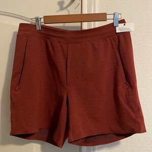 Lululemon -Mens Balancer Shorts 6” length
-NWT  -large  -color Date Brown